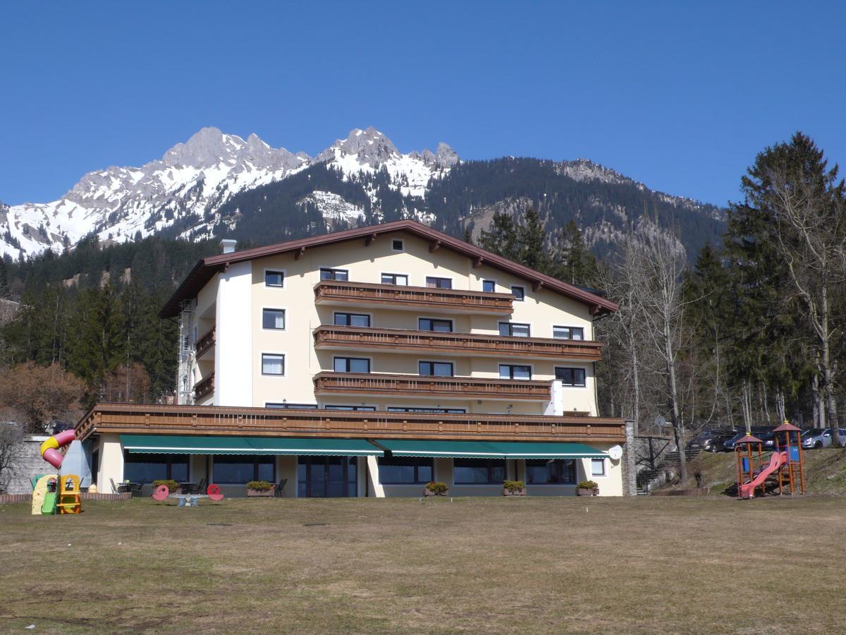 Haus Diana Hotel Reutte Bagian luar foto